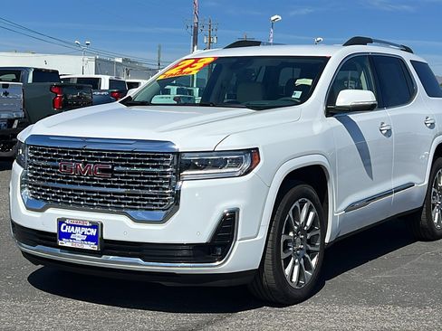 Certified 2023 GMC Acadia Denali AWD/4WD image 1