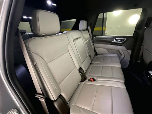 Used 2022 GMC Yukon SLT w/ SLT Luxury Package image 20