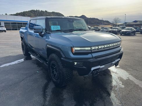 Certified 2024 GMC Hummer EV 3X w/ Omega Edition image 11