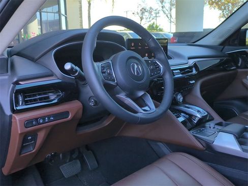 Used 2023 Acura MDX Technology image 12