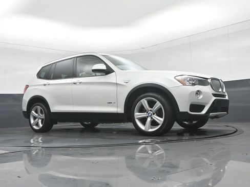 Used 2017 BMW X3 sDrive28i RWD image 52