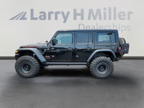 New 2024 Jeep Wrangler Unlimited Rubicon w/ Convenience Group image 2