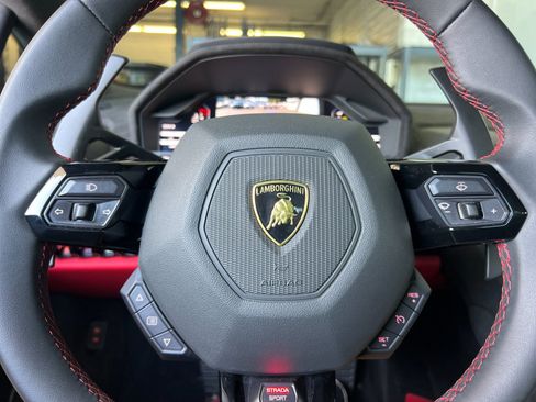 Used 2024 Lamborghini Huracan Tecnica RWD image 27