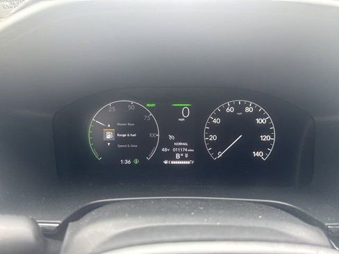 Used 2023 Honda CR-V Sport Touring image 3