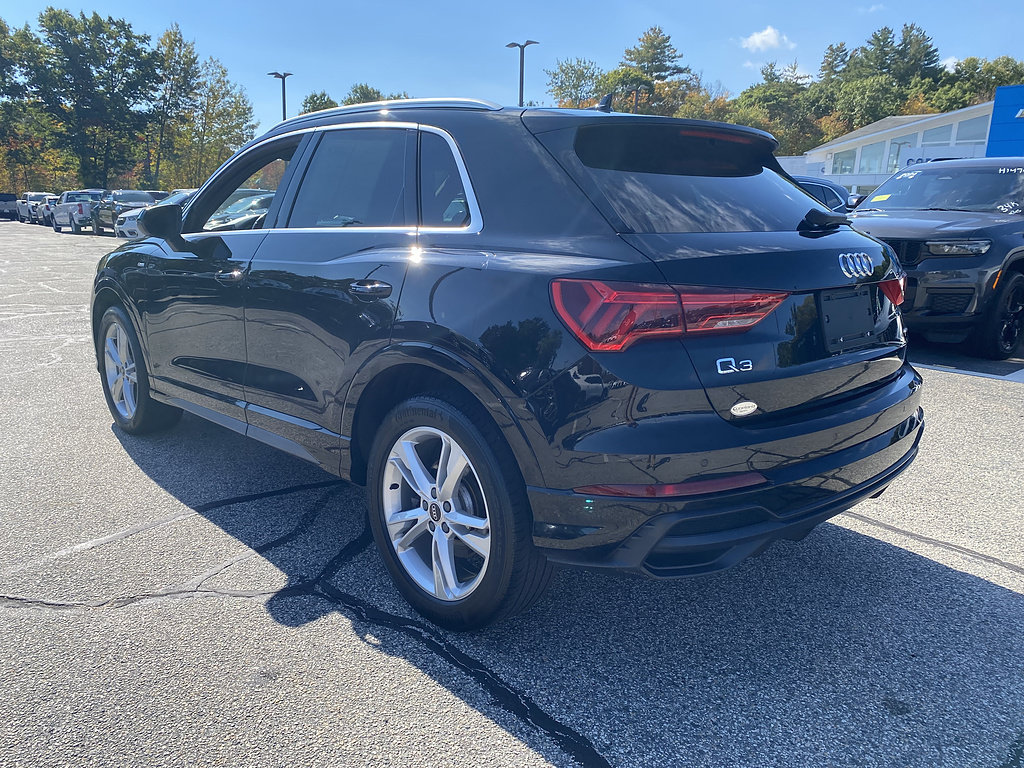 Used 2021 Audi Q3 2.0T Premium Plus w/ Premium Plus Package AWD/4WD image 5