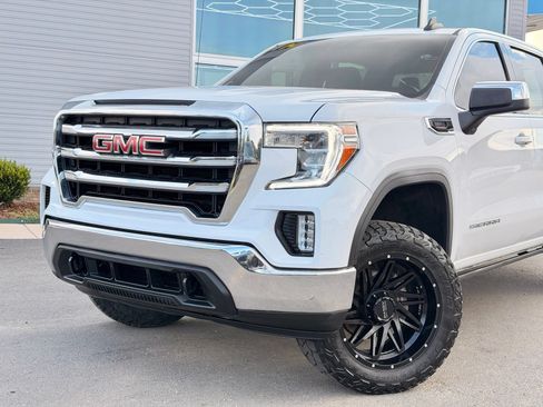 Used 2021 GMC Sierra 1500 SLE AWD/4WD image 4