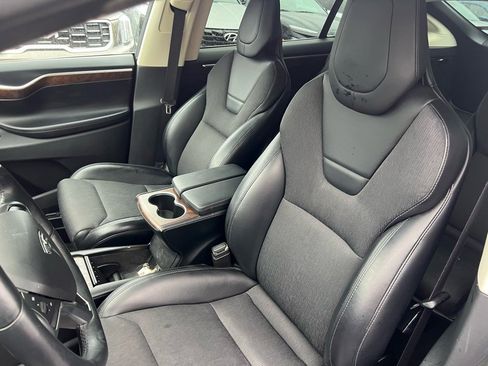 Used 2016 Tesla Model X 90D image 16