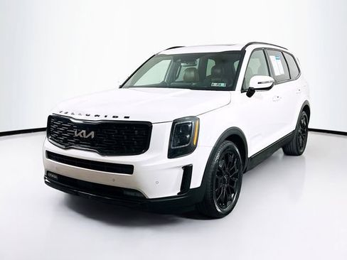 Used 2022 Kia Telluride SX w/ SX Prestige Package AWD/4WD image 3
