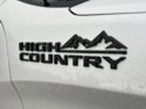 Used 2022 Chevrolet Silverado 1500 High Country w/ LPO, Dark Essentials Package AWD/4WD image 10