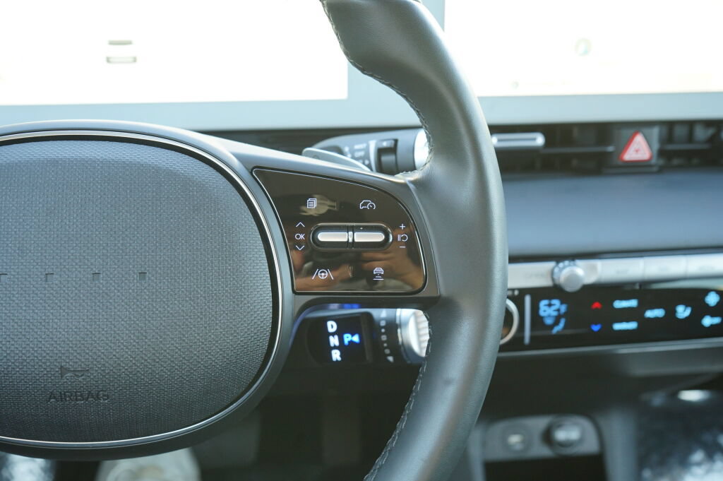 Certified 2024 Hyundai Ioniq 5 SEL RWD image 27