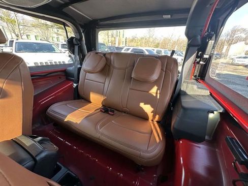 Certified 2025 Jeep Wrangler Sport image 20