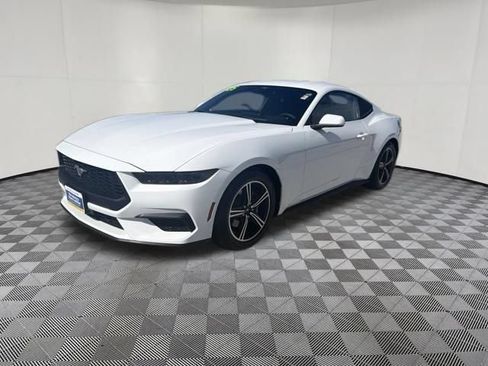 Certified 2025 Ford Mustang Coupe RWD image 13