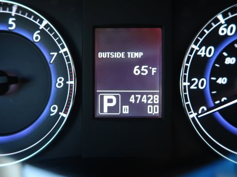 Used 2012 INFINITI EX35 Journey w/ Premium Pkg image 22