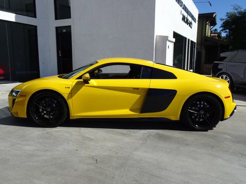 Used 2023 Audi R8 V10 performance image 4