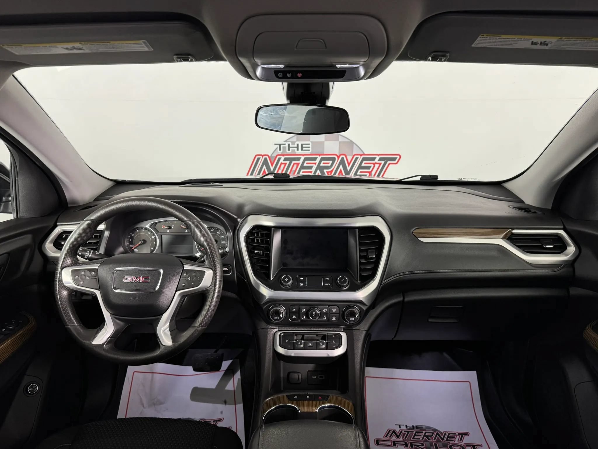 Used 2023 GMC Acadia SLE w/ Driver Convenience Package AWD/4WD image 11