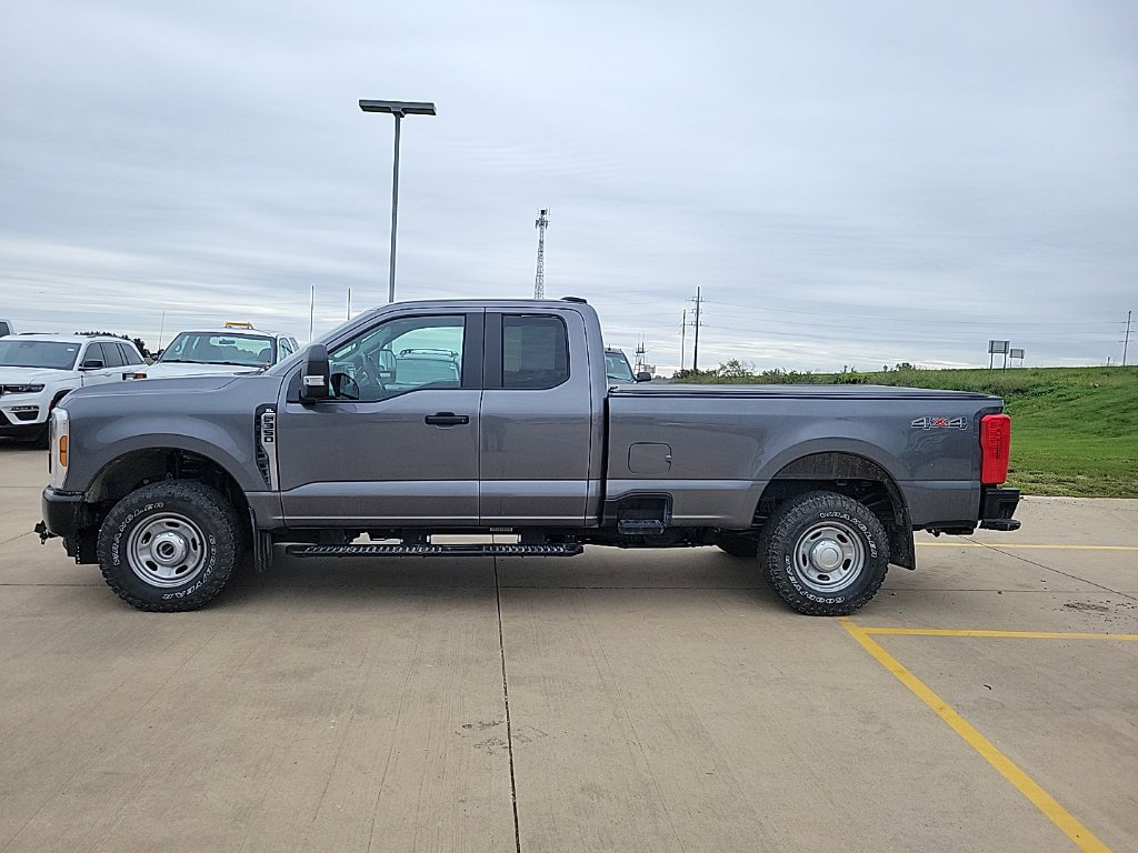 Used 2024 Ford F350 XL w/ XL Off-Road Package AWD/4WD image 6