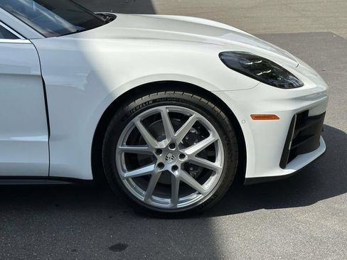New 2026 Porsche Panamera 4 AWD/4WD image 9