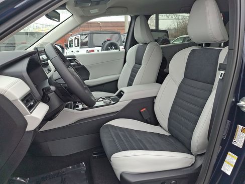 New 2026 Mitsubishi Outlander SE AWD/4WD image 7