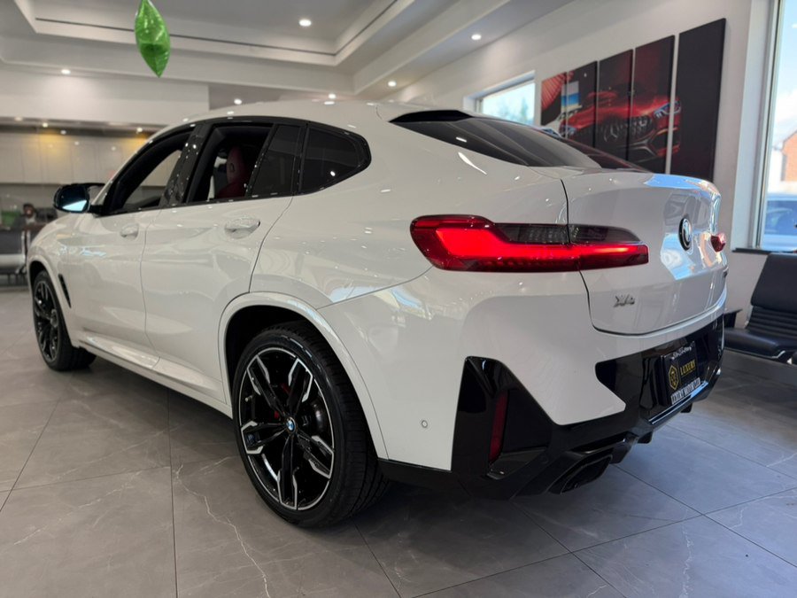 Used 2024 BMW X4 M40i w/ Premium Package AWD/4WD image 6