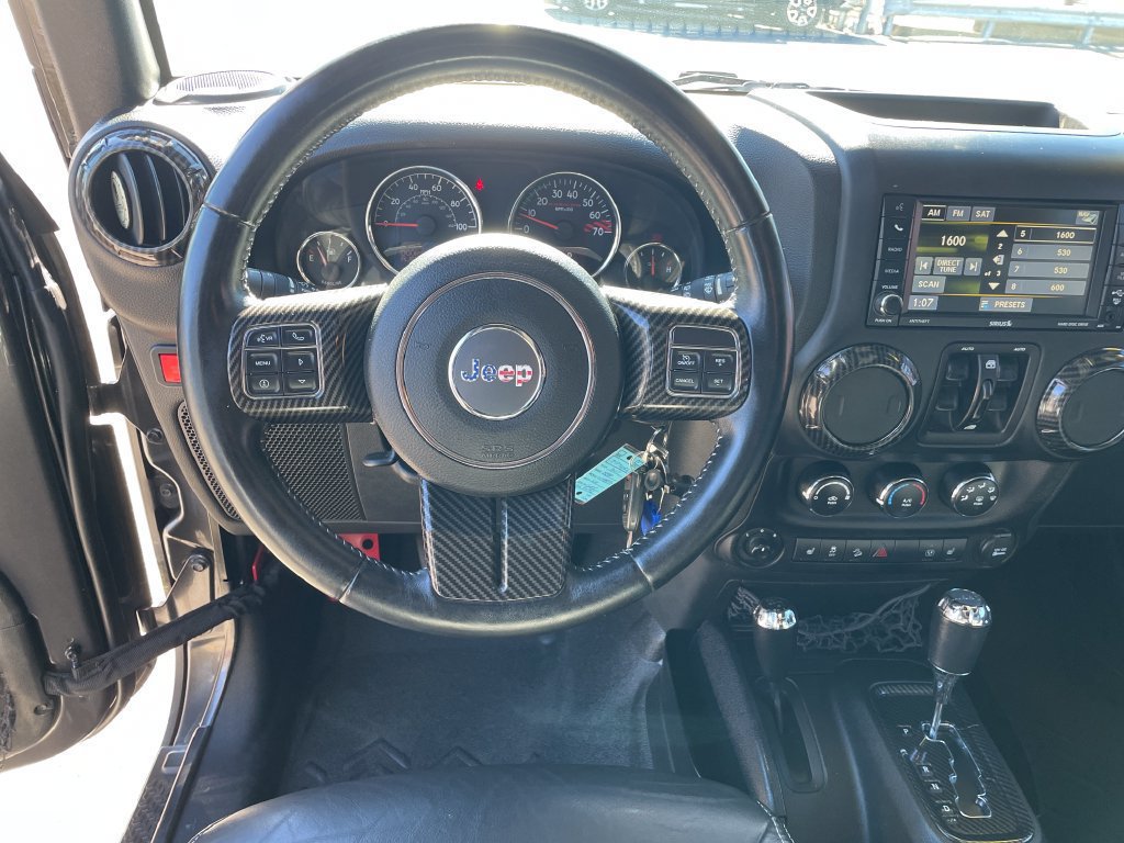 Certified 2017 Jeep Wrangler Unlimited Rubicon AWD/4WD image 16