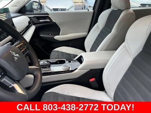 Used 2025 Mitsubishi Outlander SE AWD/4WD image 10