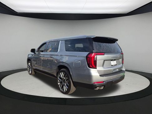 New 2026 GMC Yukon XL Denali Ultimate AWD/4WD image 3