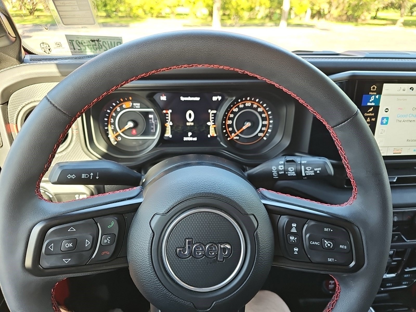 Used 2024 Jeep Wrangler Unlimited Rubicon AWD/4WD image 22