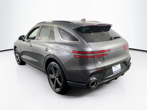 Used 2022 Genesis GV70 3.5T Sport w/ Sport Prestige Package AWD/4WD image 7