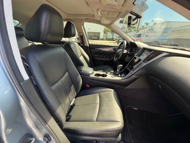 Used 2016 INFINITI Q50 3.0t Premium w/ Cargo Package RWD image 14