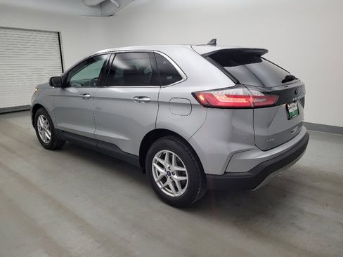 Used 2022 Ford Edge SEL w/ Convenience Package AWD/4WD image 3