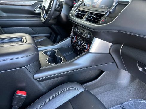 Used 2021 Chevrolet Tahoe Z71 AWD/4WD image 16