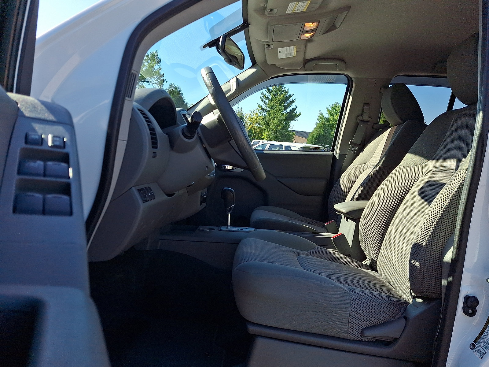 Certified 2020 Nissan Frontier SV AWD/4WD image 12