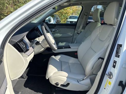 New 2026 Volvo XC90 B6 Ultra w/ Protection Package AWD/4WD image 10