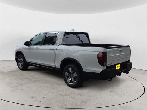 New 2026 Honda Ridgeline RTL image 3