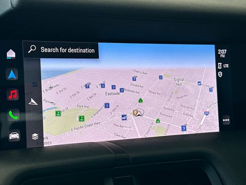 Certified 2022 Porsche Taycan image 18