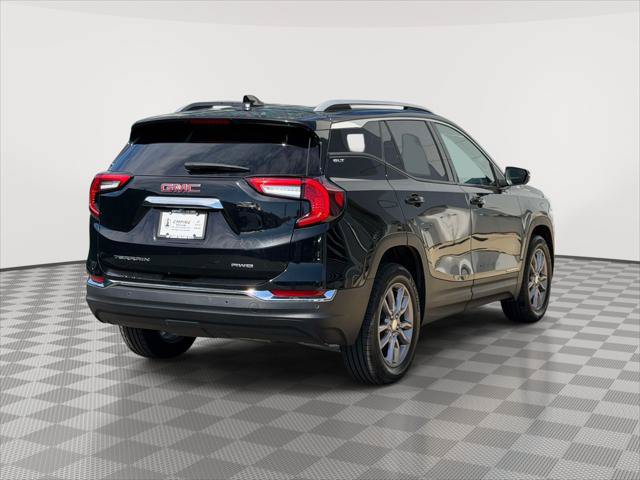 Used 2023 GMC Terrain SLT w/ Tech Package AWD/4WD image 7