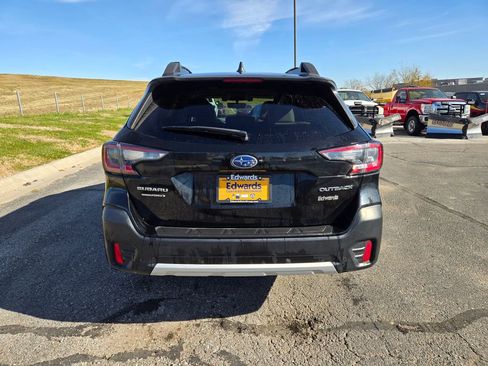 Used 2020 Subaru Outback Limited w/ Popular Package #2 image 5