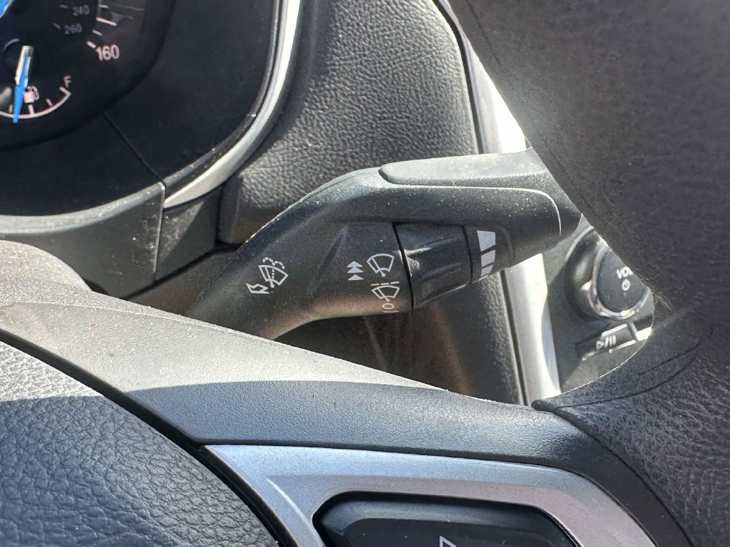 Used 2016 Ford Fusion SE FWD image 30