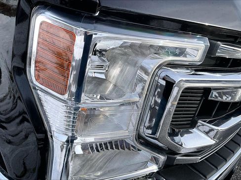 Used 2020 Ford F250 XLT w/ XLT Premium Package image 26