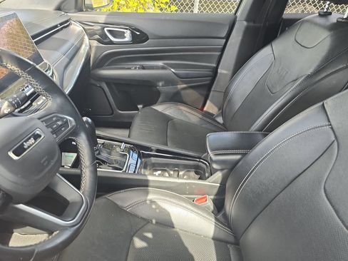 Used 2022 Jeep Compass High Altitude AWD/4WD image 12