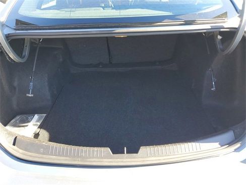 Used 2024 Chevrolet Malibu LT image 9