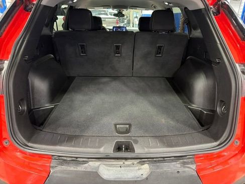 Used 2025 Chevrolet Blazer LT image 6