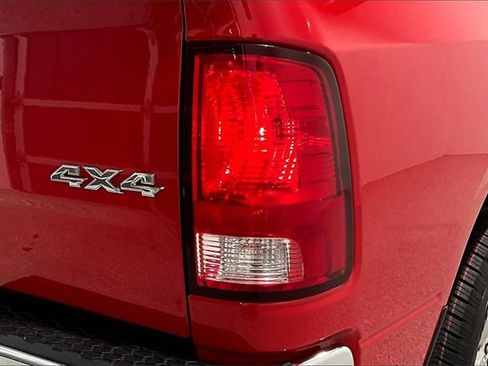 Used 2023 RAM 1500 Classic SLT image 24