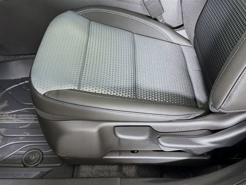 New 2026 Chevrolet Trax LT w/ Driver Confidence Package FWD image 18