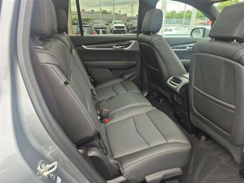 Used 2024 Cadillac XT6 Sport image 44