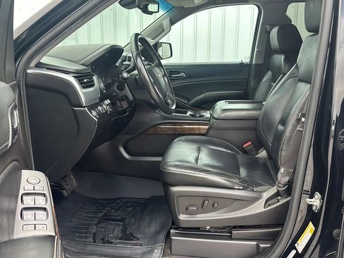 Used 2015 Chevrolet Suburban LT AWD/4WD image 21