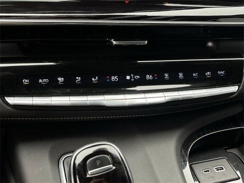 Used 2021 Cadillac Escalade ESV Sport w/ Driver Assist Tech Package image 20