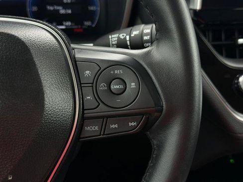 Certified 2026 Toyota Corolla Cross XLE FWD image 26