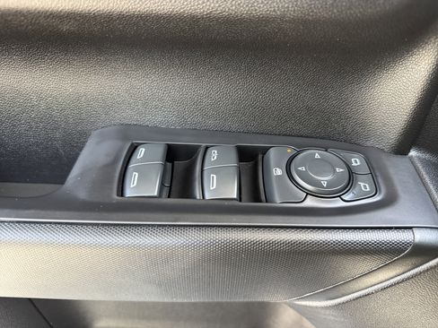 Used 2021 Chevrolet Silverado 1500 Custom RWD image 14