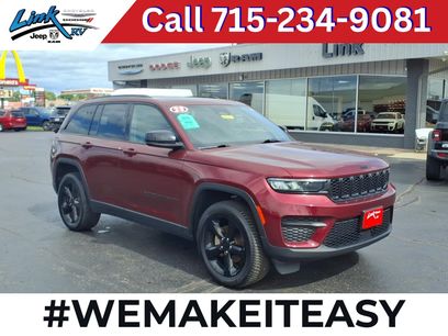Used 2023 Jeep Grand Cherokee Altitude
